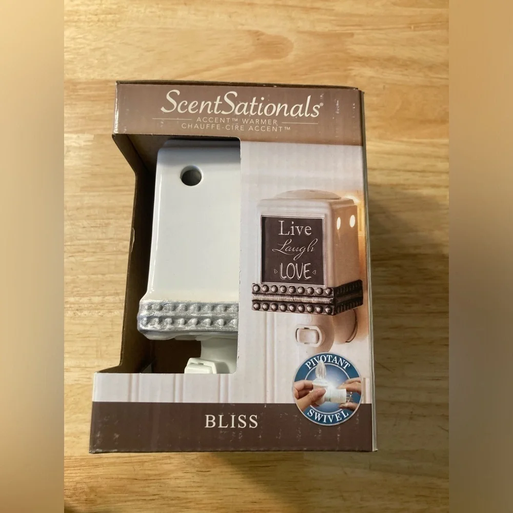 Scentsationals bliss wax melts plug ins - has live , laugh , love design. NWT